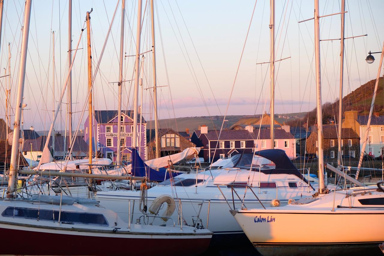Harbourmaster Hotel アベルアイロン エクステリア 写真