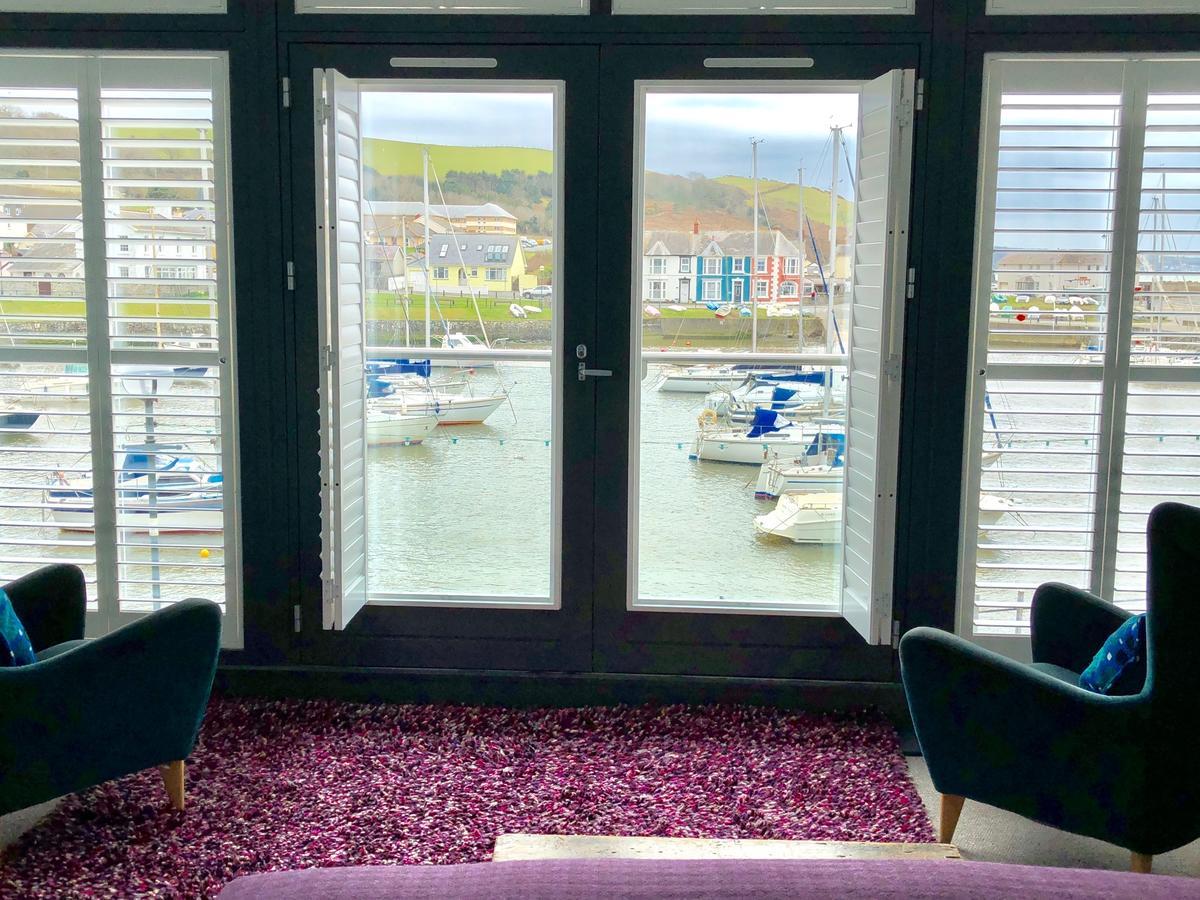 Harbourmaster Hotel アベルアイロン エクステリア 写真